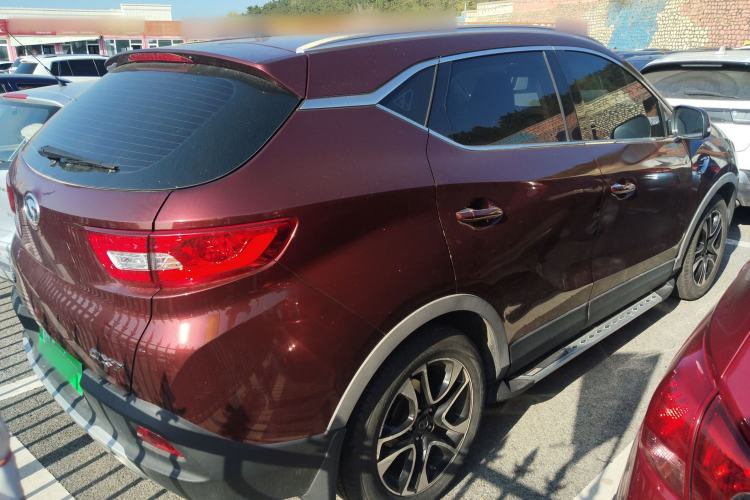 Used Soueast DX7 2017 1.5T Automatic Luxury Model Rear Right 45 Deg