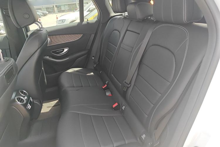 Used Mercedes-Benz GLC 2016 GLC 300 4MATIC Dynamic Model
