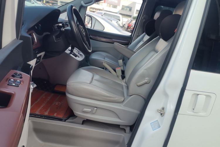 Used JAC Refine M5 2016 2.0T Gasoline Automatic Business Edition
