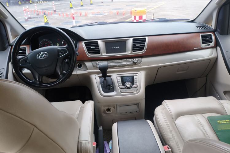 Used SAIC MAXUS G10 2014 2.0T Automatic Luxury Executive Edition