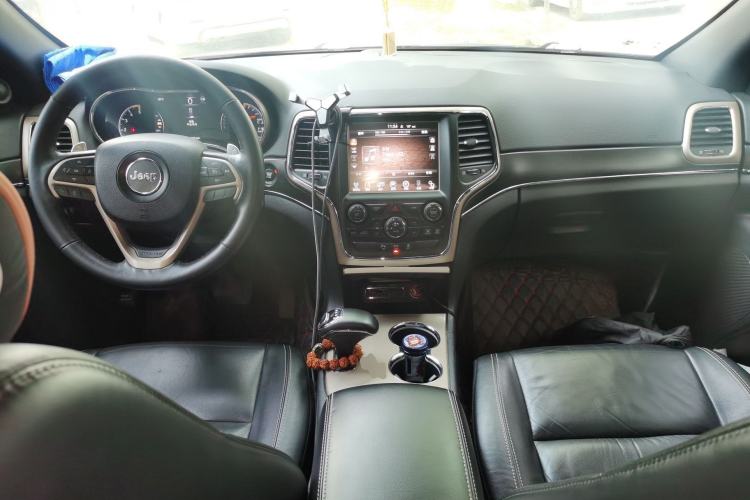 Used Jeep Grand Cherokee 2015 3.0TD Diesel Comfort Navigation Edition