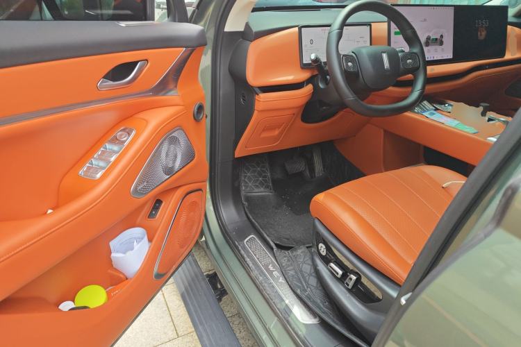 Used Wey Lanshan 2025 Four-Wheel Drive Max Driver Seat