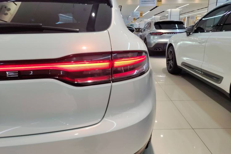 Used Porsche Macan 2021 Macan 2.0T