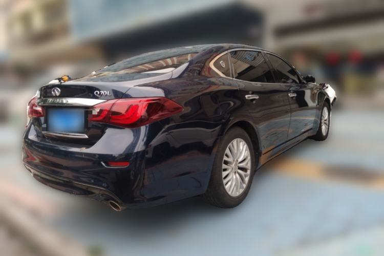 Used Infiniti Q70 2017 Q70L 2.5L Enjoyment Edition
