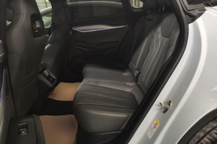 Used BYD Song L EV 2025 Intelligent Driving Version 662 km LiDAR Excellence Edition