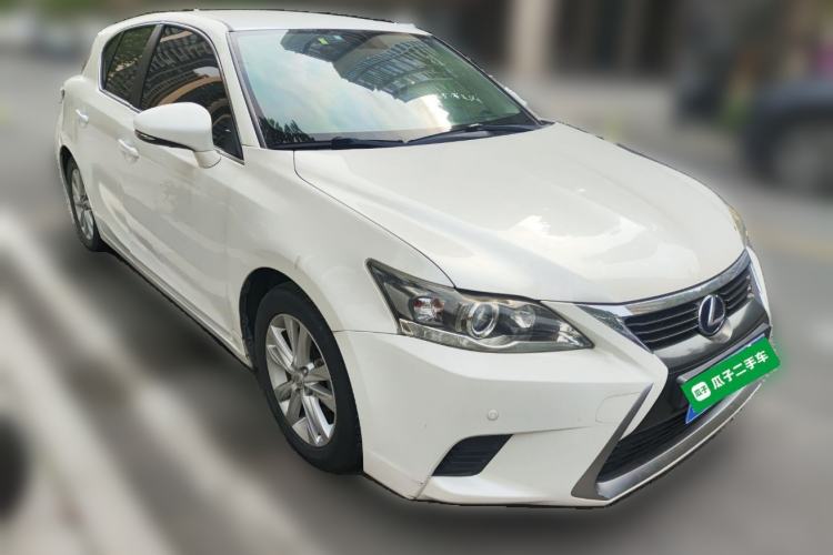 Used Lexus CT 2014 CT200h Elite Edition Monochrome Front Right 45 Deg
