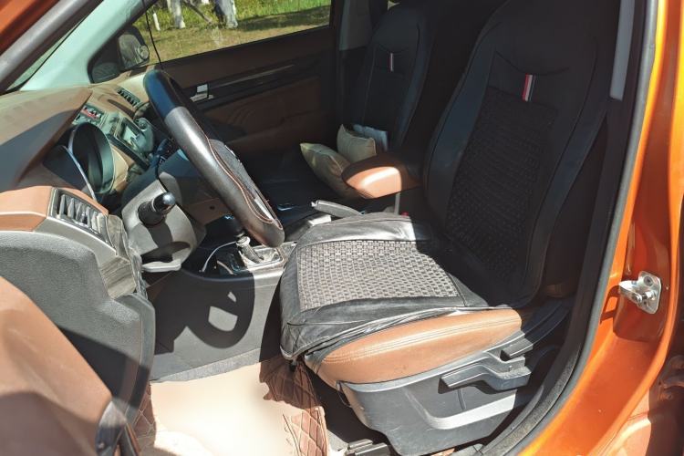 Used BAIC Weiwang S50 2016 1.5T Manual Joyful Premium Edition Left Front Seat