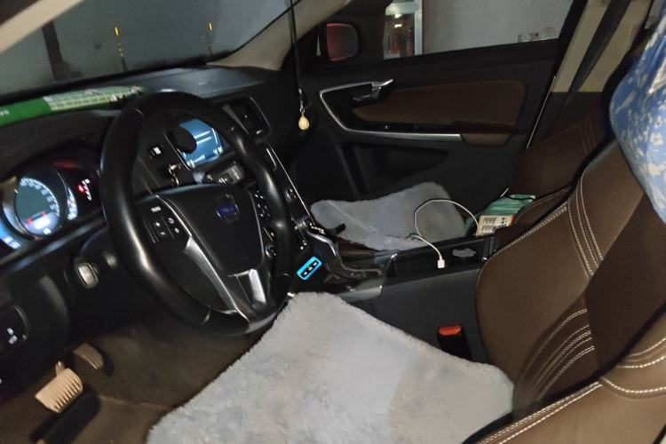 Used Volvo S60 New Energy 2015 S60L E-Drive Hybrid T6 Smart Drive Edition
