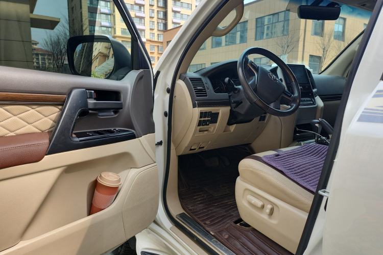 Used Toyota Land Cruiser 2019 4.0L GX-R 7 Seats Parallel Import
