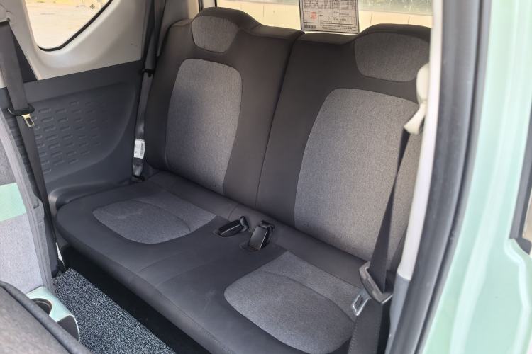 Used Wuling Hongguang MINIEV 2021 Macaron Premium Model – Lithium Iron Phosphate Interior 1