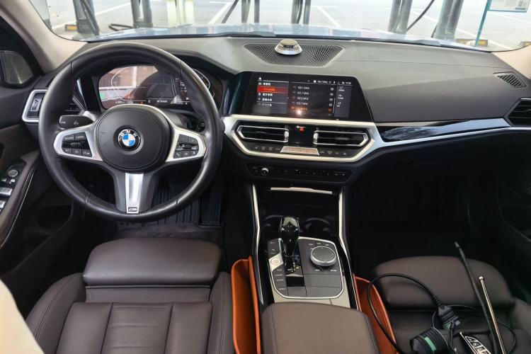 Used BMW 3 Series 2021 320Li M Sport Package Center Console