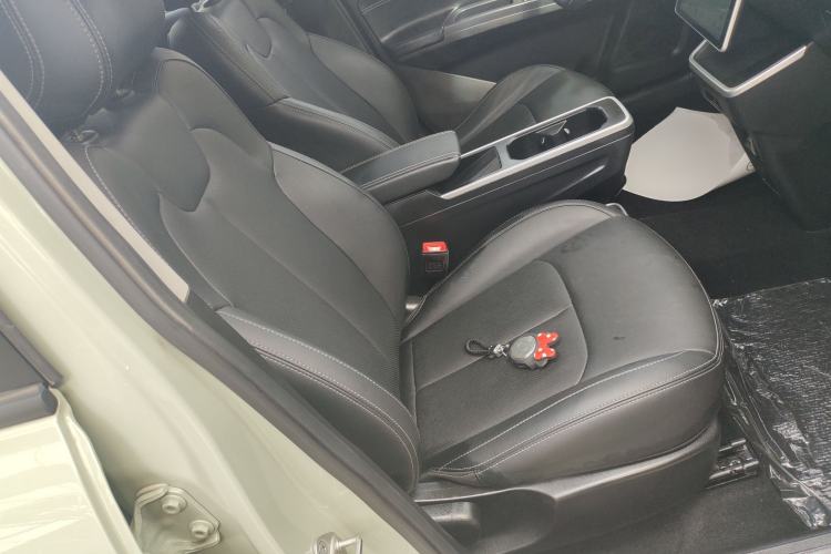 Used NETA V 2022 Chao 400 Lite Right Front Seat