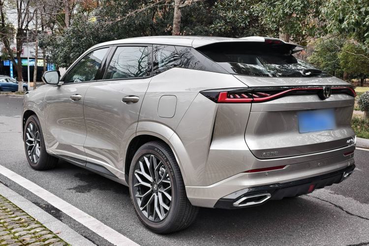 Used CHANGAN UNI-Z 2025 1.5T Luxury Version
