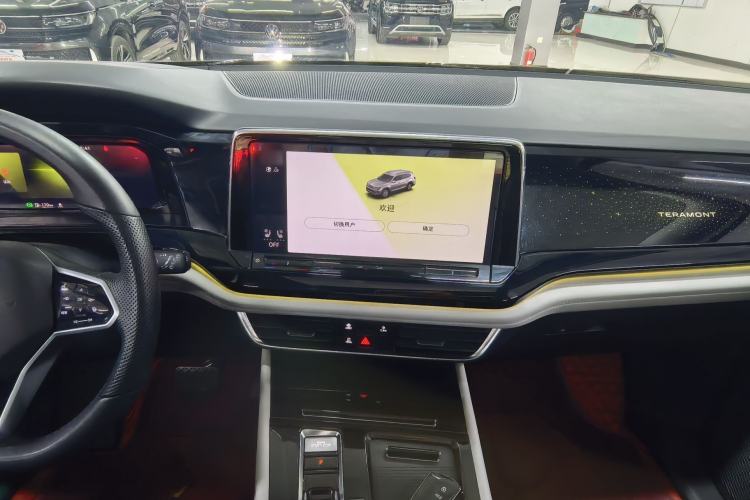 Used Volkswagen Teramont 2022 380TSI Four-Wheel Drive Prestige Flagship Edition Audio And AC Panel