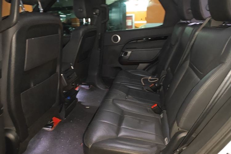 Used Land Rover Discovery 2019 3.0 SC V6 SE