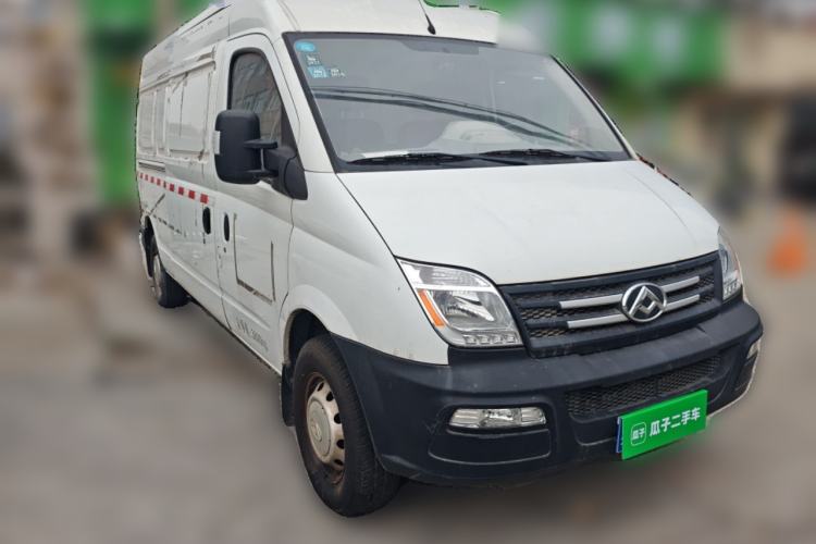 Used SAIC MAXUS Xintu V80 2020 2.5T Manual Classic City Delivery King Long Wheelbase Mid-Height 2/3 Seats
