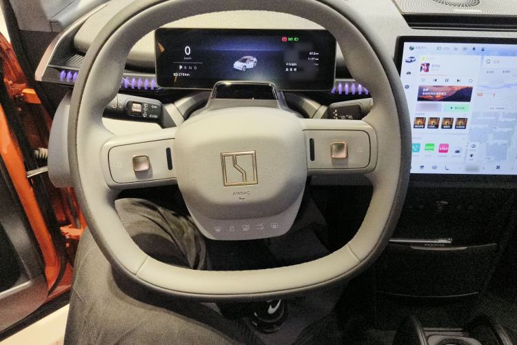 Used Zeekr X 2024 Five-Seater Four-Wheel Drive Steering Wheel