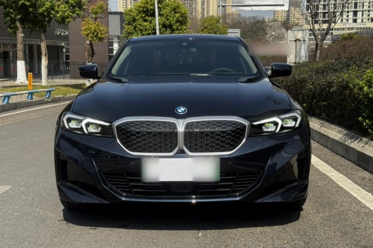 Used BMW i3 2025 eDrive 35 L
