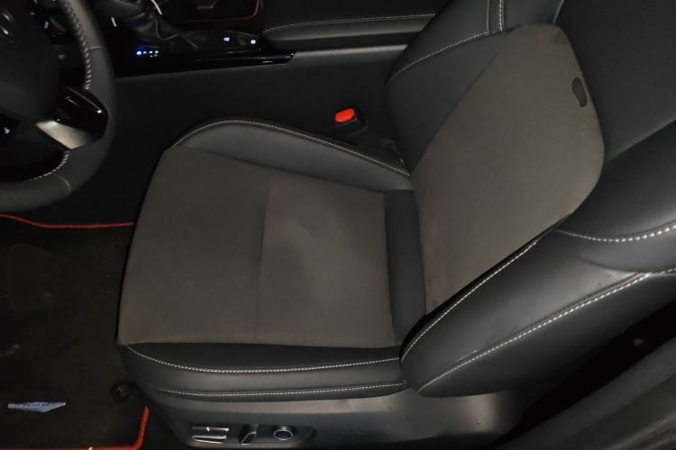 Used Toyota Camry 2024 Dual-Motor 2.0HS Sport Edition Left Front Seat