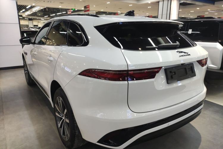 Used Jaguar F-PACE 2024 P250 R-Dynamic SE