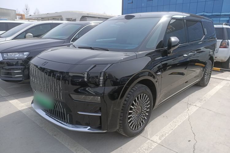 Used Zeekr 009 2024 7-Seater Aisle Version 108 kWh