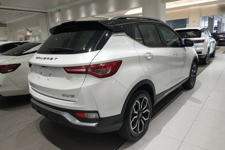 Used Soueast DX5 2021 1.5L Manual Deluxe Upgrade Version