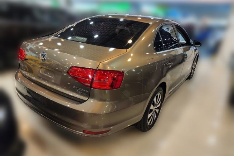 Used Volkswagen Sagitar 2017 230TSI Automatic Comfort Version