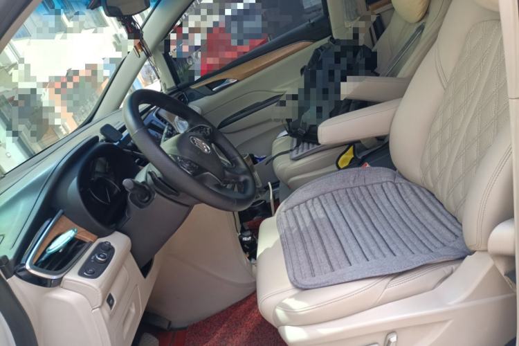 Used Buick GL8 2017 ES 28T Comfort Model China V Standard Left Front Seat