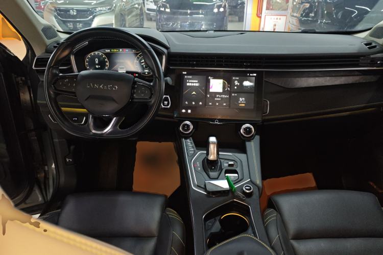 Used Lynk & Co 05 2020 2.0TD Two-Wheel Drive Shine Halo