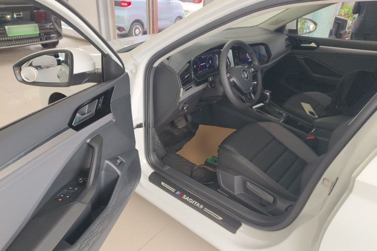 Used Volkswagen Sagitar 2022 280TSI DSG Flyover Edition Driver Seat