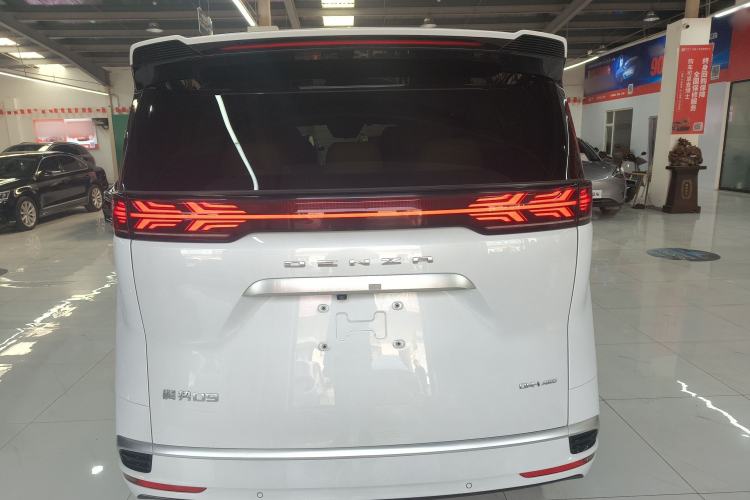 Used Denza D9 2022 DM-i 970 Four-Wheel Drive Prestige Model