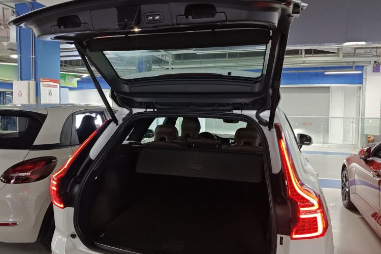 Used Volvo XC60 New Energy 2024 T8 Plug-in Hybrid Long-Range All-Wheel Drive Smart Luxury Edition