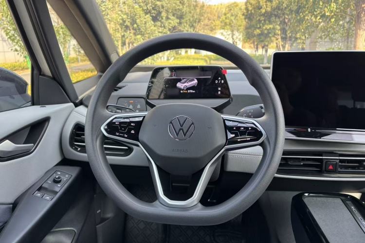 Used Volkswagen ID.3 2025 Smart Version Pure & Intelligent Enjoyment Edition