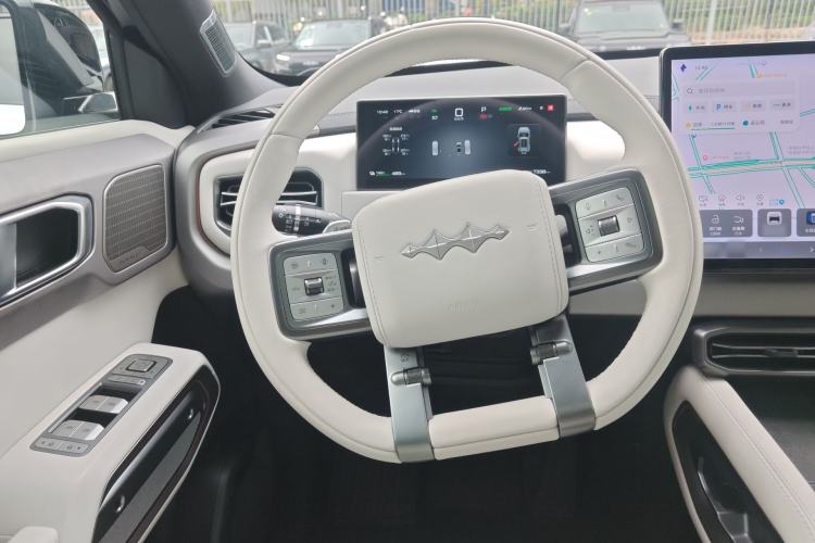 Used Formula Leopard Titanium 3 2025 501KM All-Wheel Drive Intelligent Driving Ultra Version