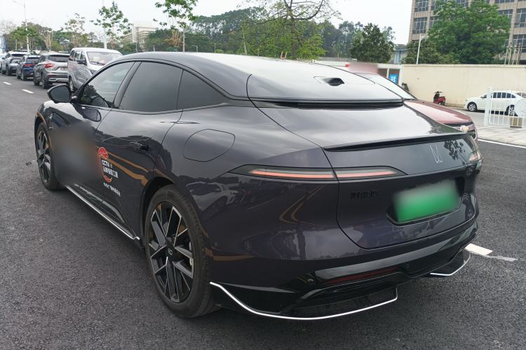 Used Avatr 06 2025 Ultra Pure Electric Edition Exterior 2