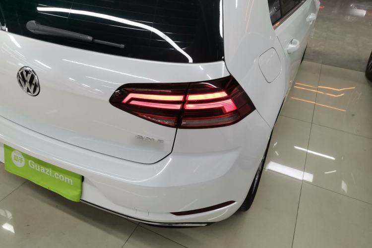 Used Volkswagen Golf 2018 230TSI Automatic Comfort Model
