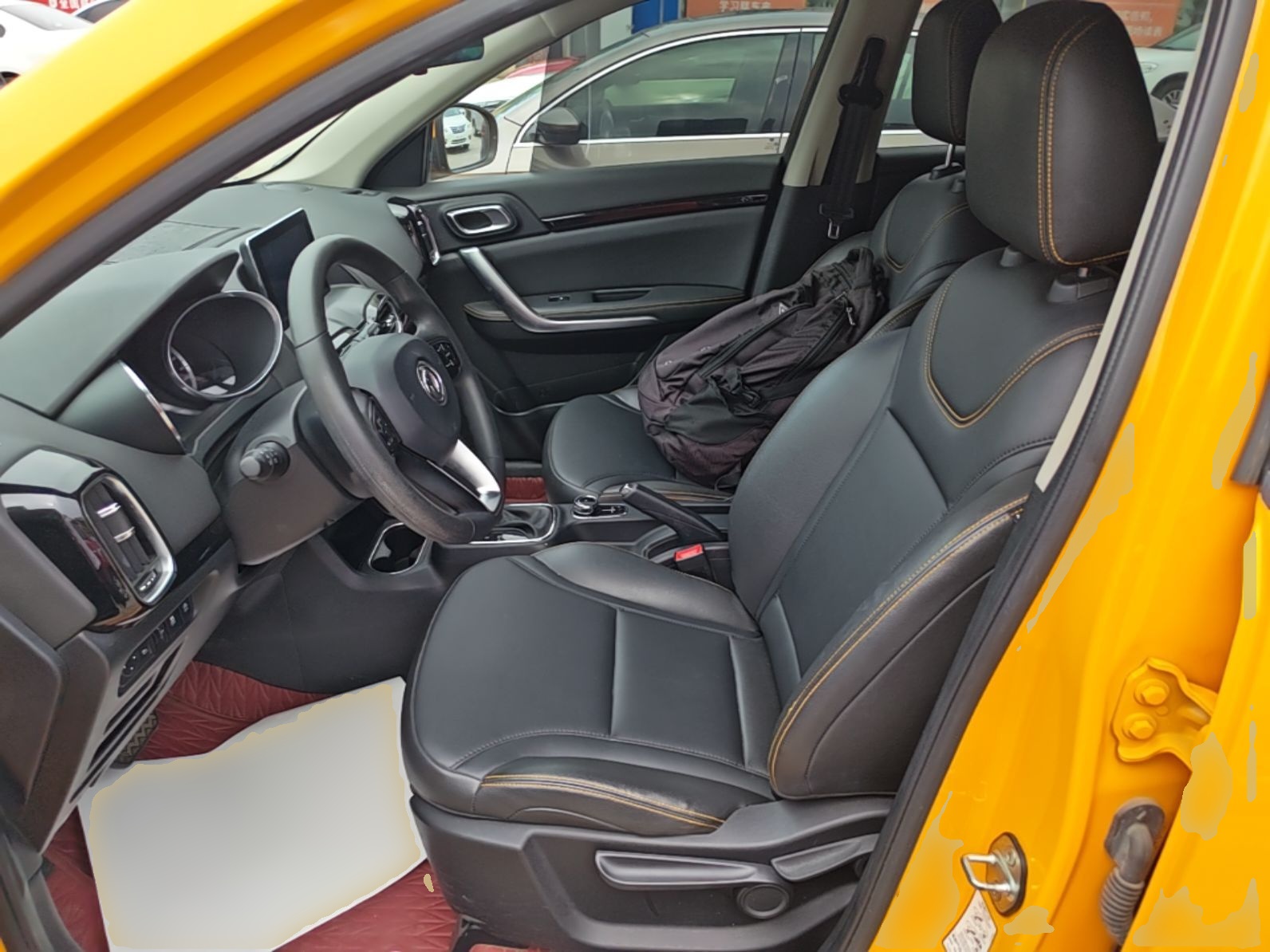 Avant de la voiture