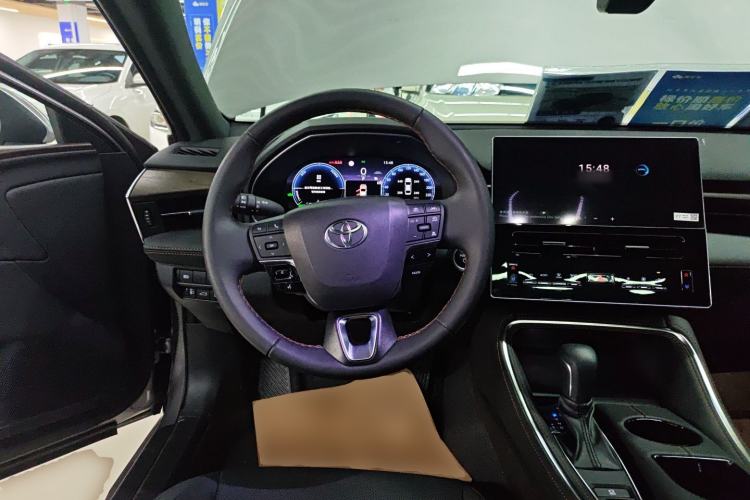 Used Toyota Avalon 2024 Dual-Motor 2.0L Luxury Edition
