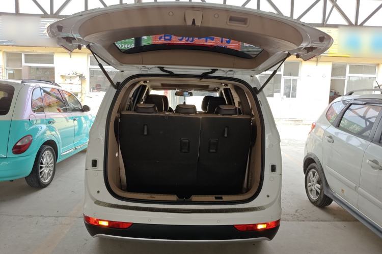 Used Baojun 730 2017 1.5T Manual Prestige Version 7 Seats
