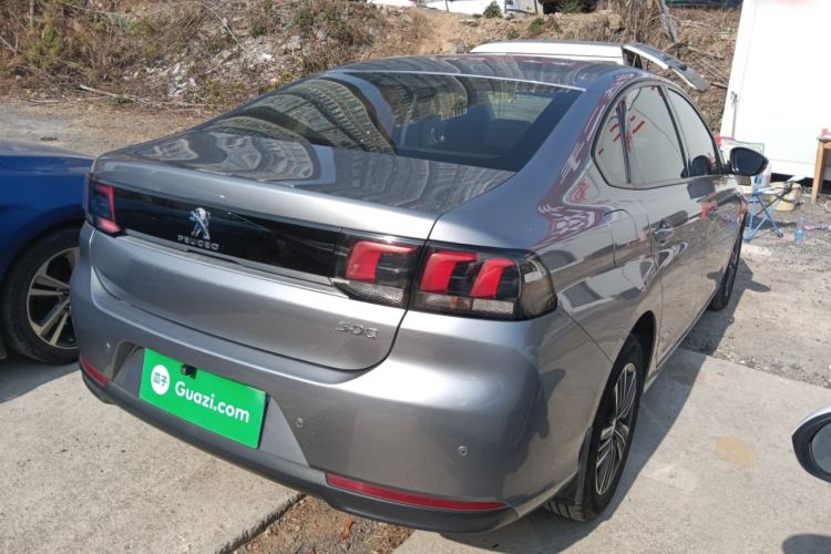 Used Peugeot 308 2016 1.6L Manual Fashion Edition