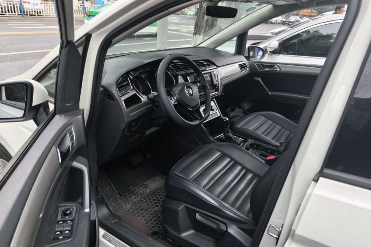 Used Volkswagen Touran 2018 Volkswagen Touran L 280TSI DSG Comfort Edition 7 Seats China V Emission Standard
