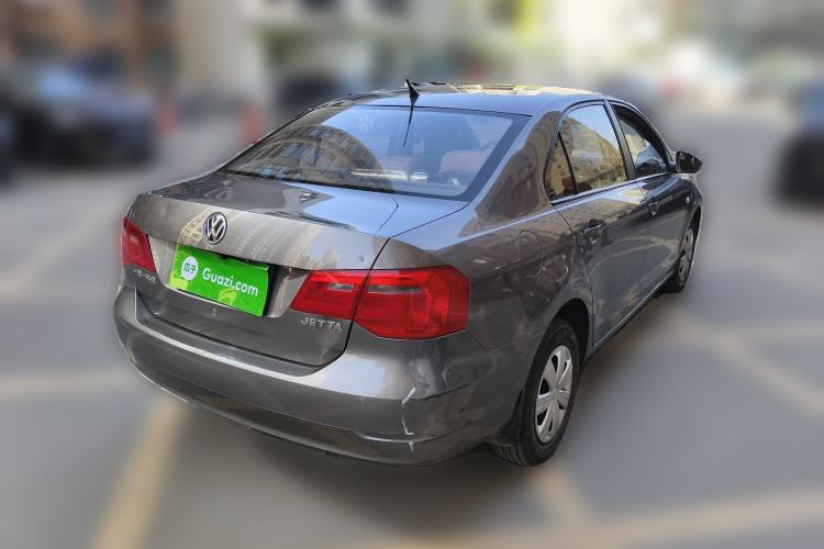 Used Volkswagen Jetta 2015 1.6L Manual Fashion Edition