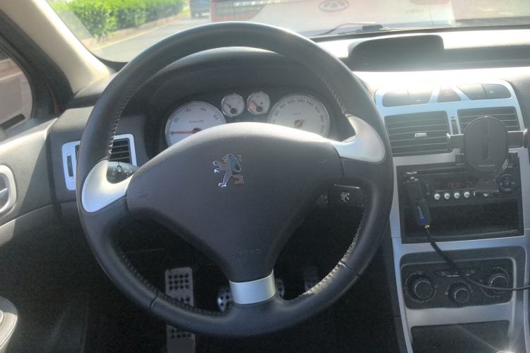 Used Peugeot 307 2012 1.6L Manual CROSS Steering Wheel