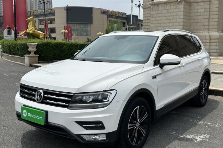 Used Volkswagen Tiguan L 2020 330TSI Automatic Two-Wheel Drive Panoramic Comfort Edition China VI Standard Guazi used car, China used car export, Used car for sale, Used cars, Cheapest cars for sale