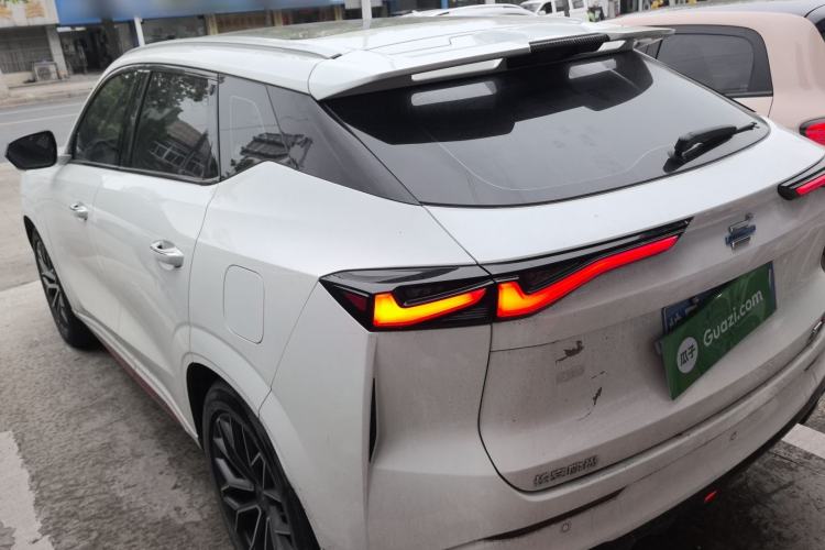 Used CHANGAN OSHAN Z6 2022 Blue Whale 1.5T DCT Smart Edition Exterior 2