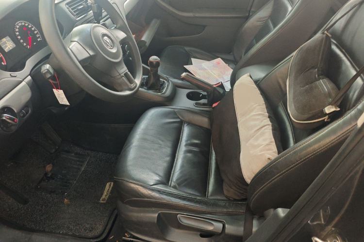 Used Volkswagen Sagitar 2012 1.6L Manual Comfort Model