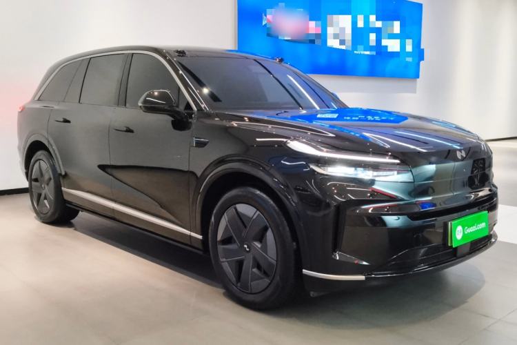 Used ONVO Luxeed L90 2025 Model—Ultra Six-Seater Version
