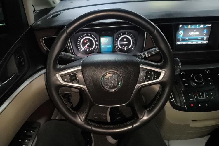 Used Buick GL8 2018 28T Luxury Model China VI Standard
