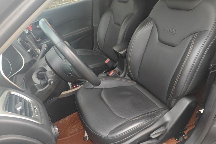 Used Jeep Compass 2017 200T Automatic Family Edition