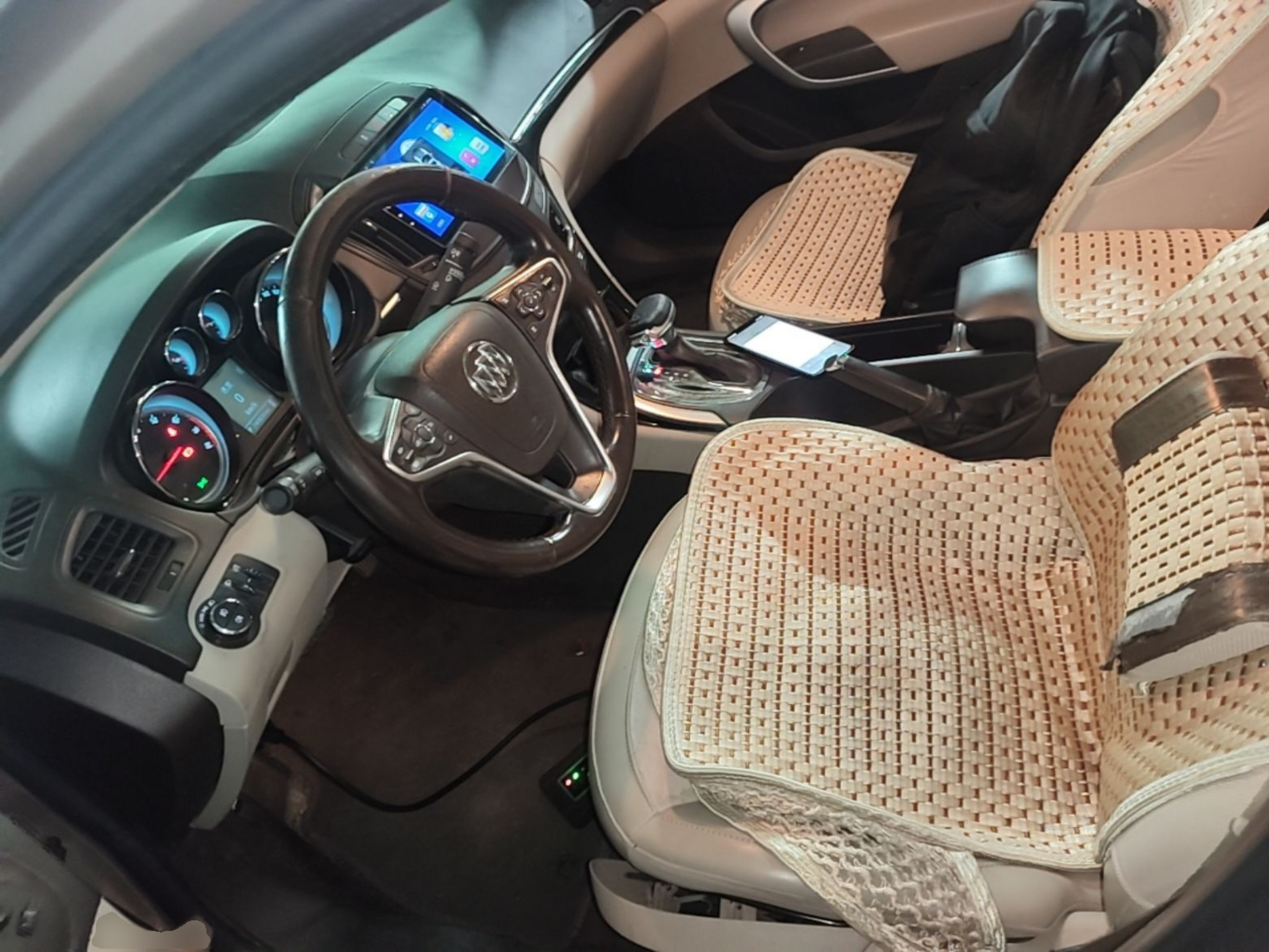 Interior delantero